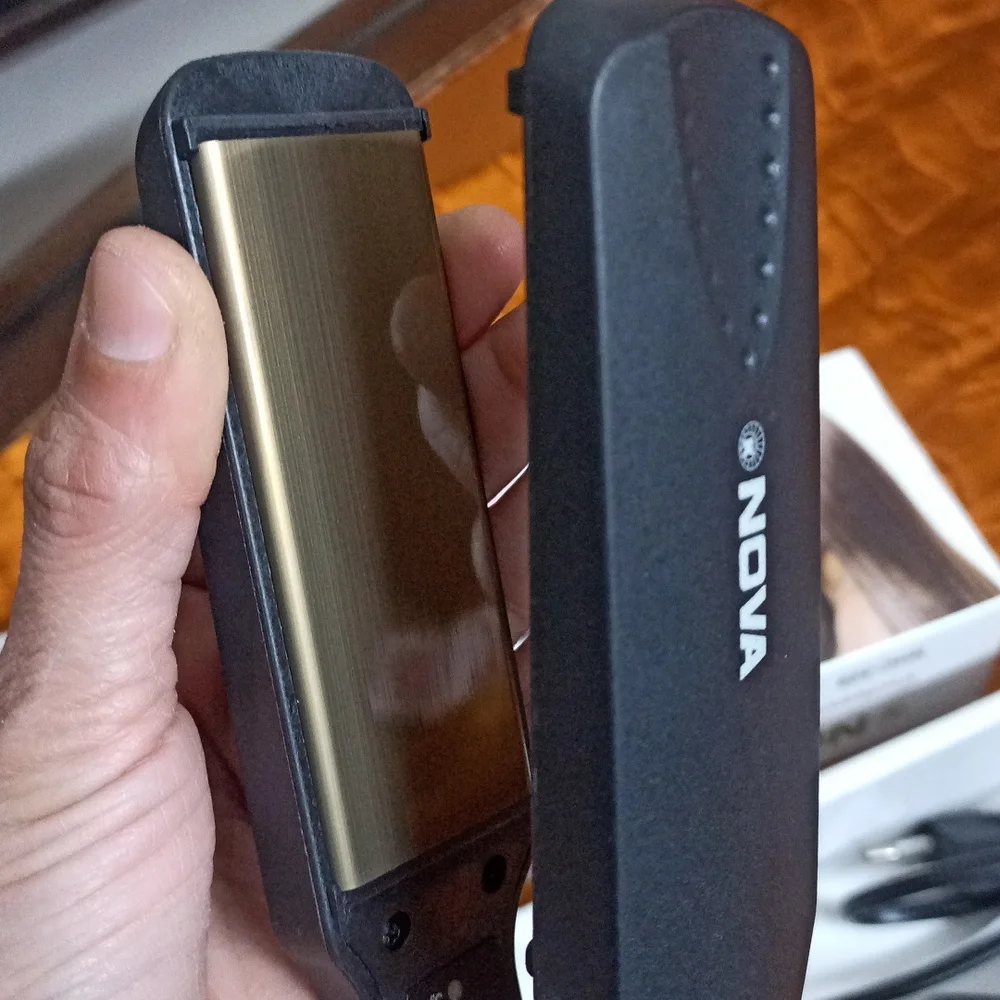 Nova Hair Straightener - Picture 5 of 7